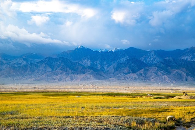 mountain-3604825_1280.jpg