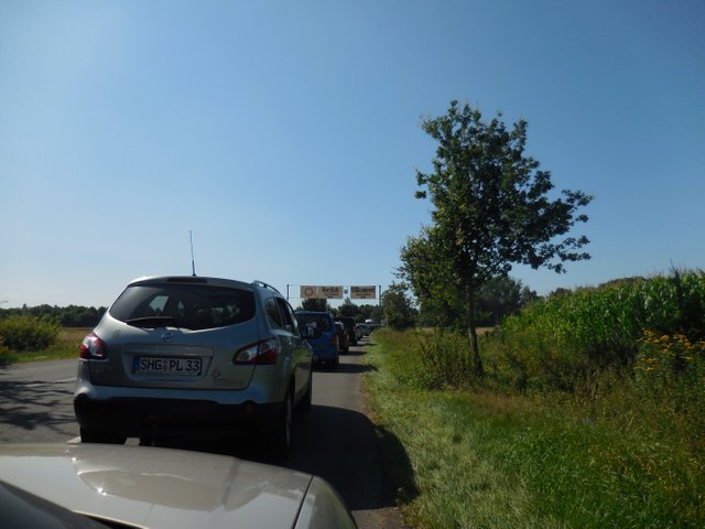 Serengeti Park Traffic Jam.JPG