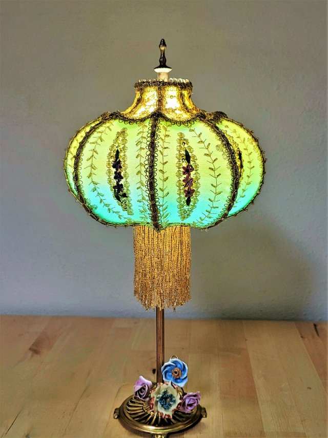 elegance-lamps-victorian-lampshades-jellyfish-tall.jpg