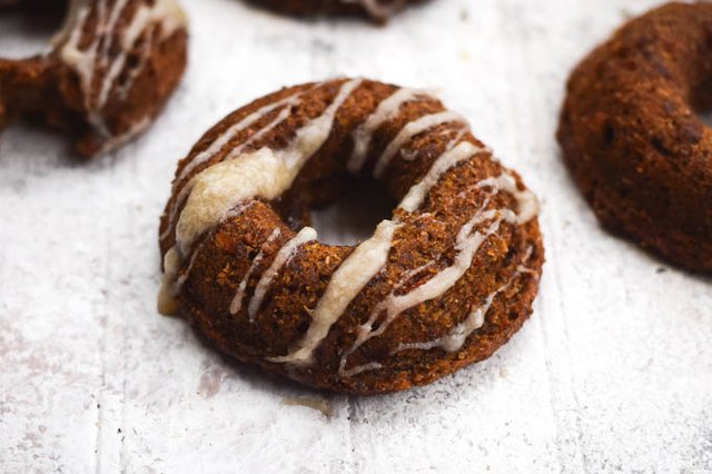 Carrot Cake Baked Doughnuts with Maple Coconut Icing (Vegan) (6).jpg