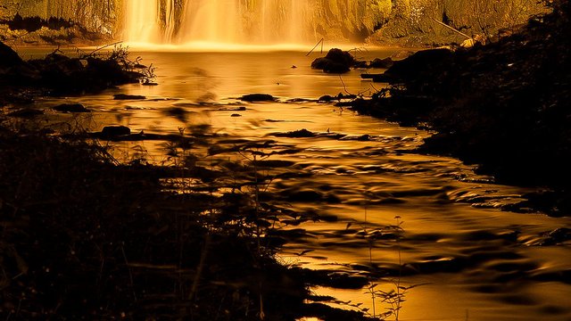 7356780128-waterfall-illuminatedgolden-detail (FILEminimizer).jpg
