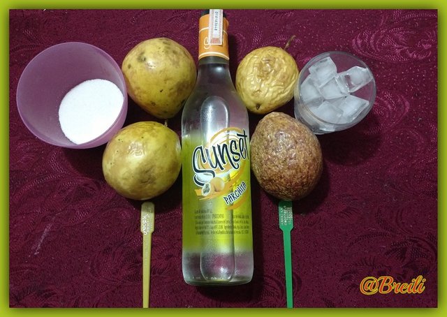 Cóctel con vodka y maracuyá