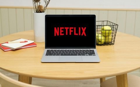 1644305861Netflix-logo-on-a-laptop.jpg