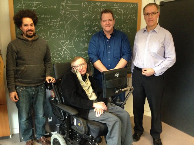 Stephen_Hawking_with_New_Computer.jpg