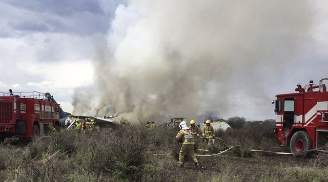 mexico-plane-crash.jpg