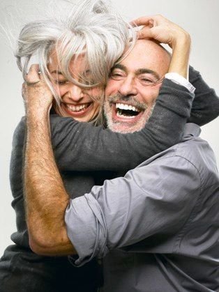 4116e3bca815ccee2c98fe7b7bc6a951-older-couples-happy-couples.jpg
