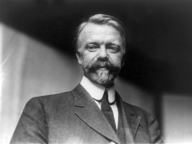 Luther_Halsey_Gulick.jpg