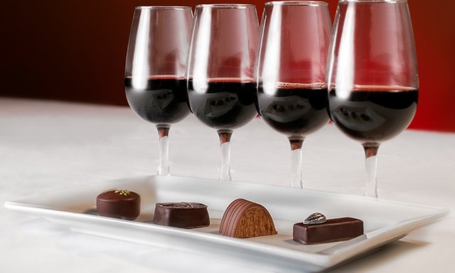 chocolate y vino.jpg