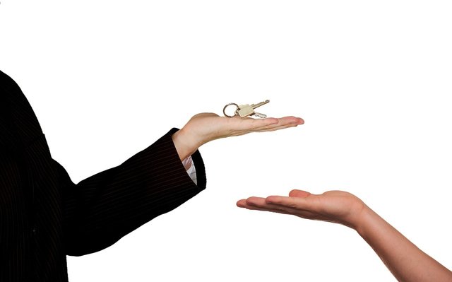real-estate-3337032_1280.jpg