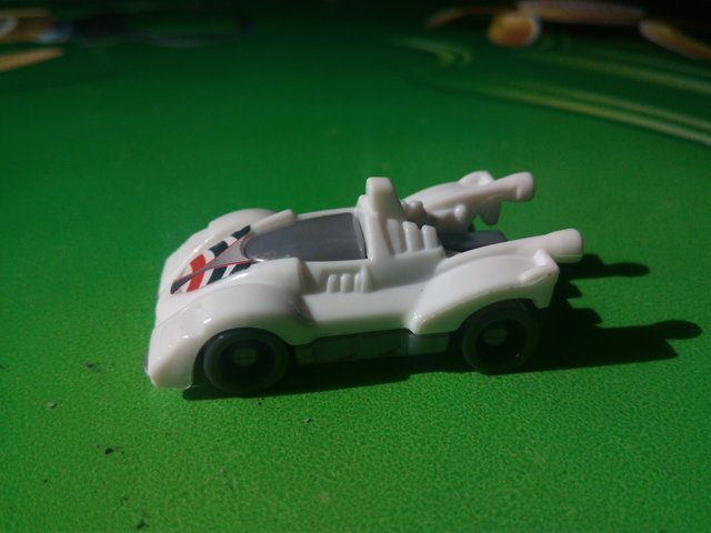 toy car.jpg