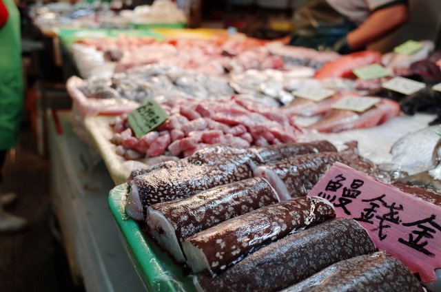 fish-market-7760430_1920.jpg