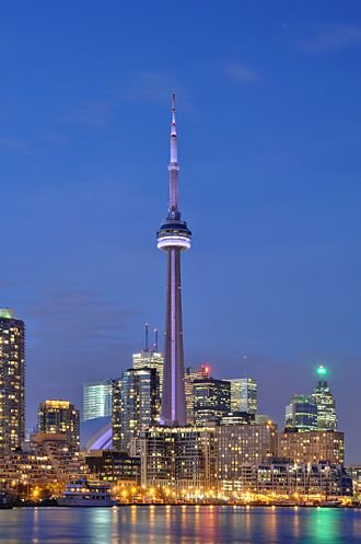 Toronto_-_ON_-_CN_Tower_bei_Nacht2.jpg