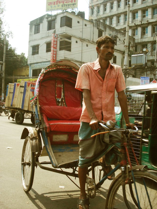 rickshaw-geaf4dd616_1920.jpg