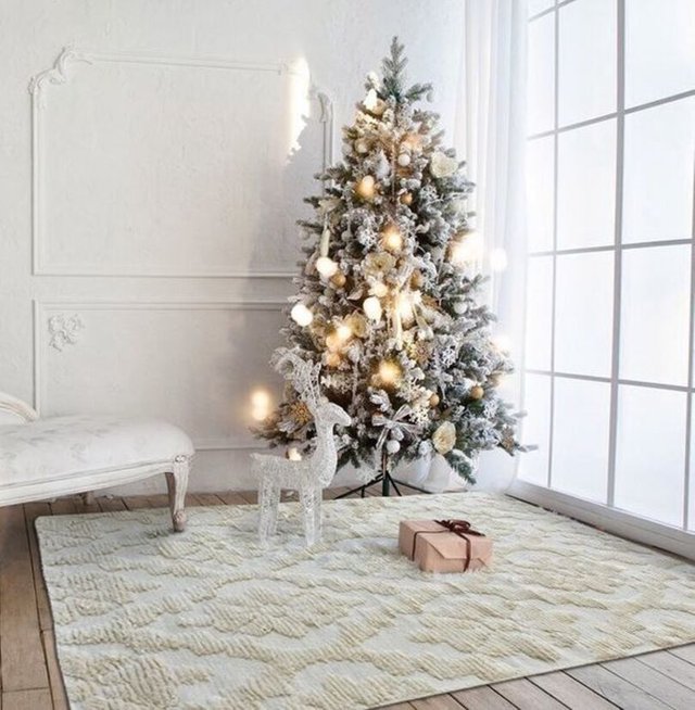 Christmas Rug Ideas for The Livi.jpg