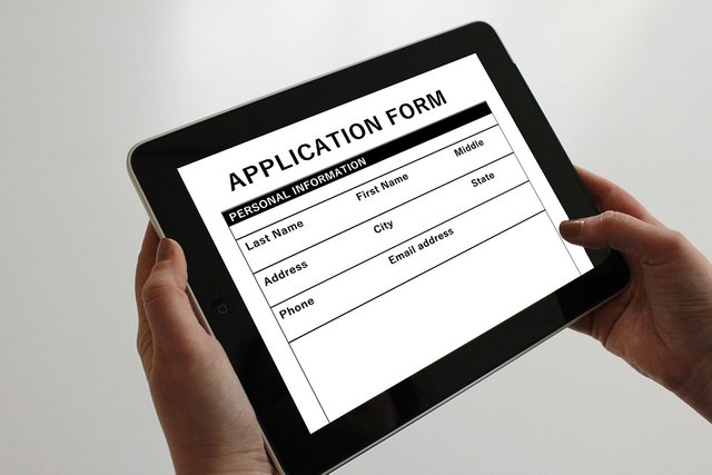 application-1883453_960_720.jpg