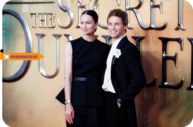 2022-03-29T181607Z_1917652870_RC2GCT95506U_RTRMADP_3_FILM-FANTASTIC-BEASTS-DUMBLEDORE-PREMIERE_2022_03_31_05_50_23.jpg