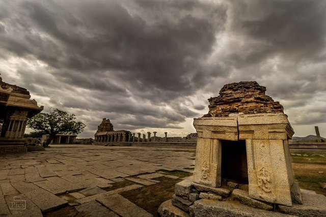 Hampi 3.jpg