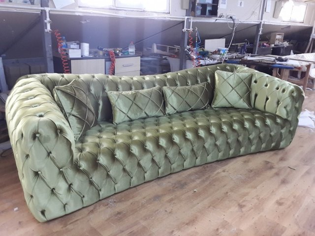 green-velvet-chesterfield-sofa-3-seat-handmade-luxury-cheap-sofa010155b2.jpg