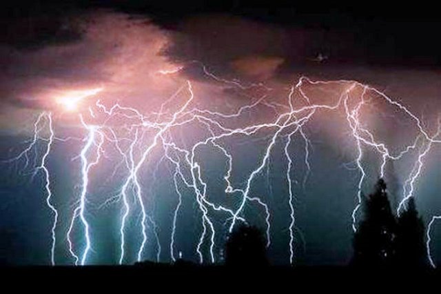 Lightning-Catatumbo-Desktop-Wallpaper-HD.jpg