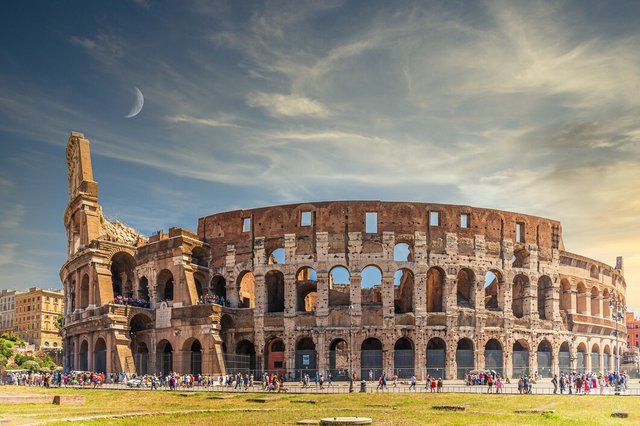 breathtaking-shot-colosseum-amphitheatre-located-rome-italy_181624-41196.jpg