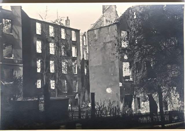 10.Osterstr-Heußweg_Juli_1943.jpg