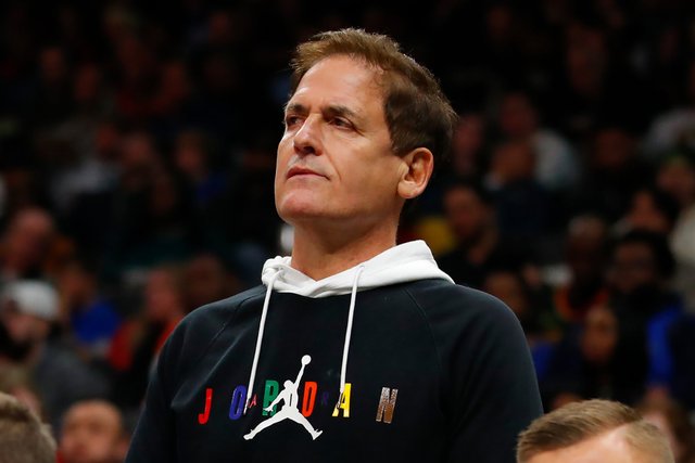 mark-cuban-instagran-bans-nft-account.jpg