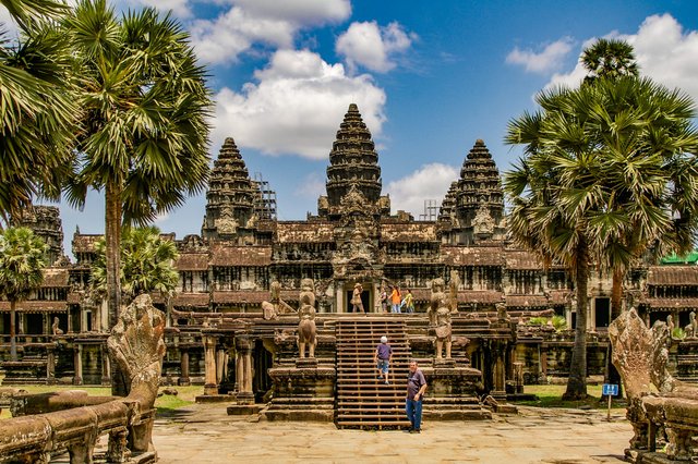 Angkor-wat-siem-reap-cambodia-bhuddist-hindu-shutterstock_620568230-scaled.jpg