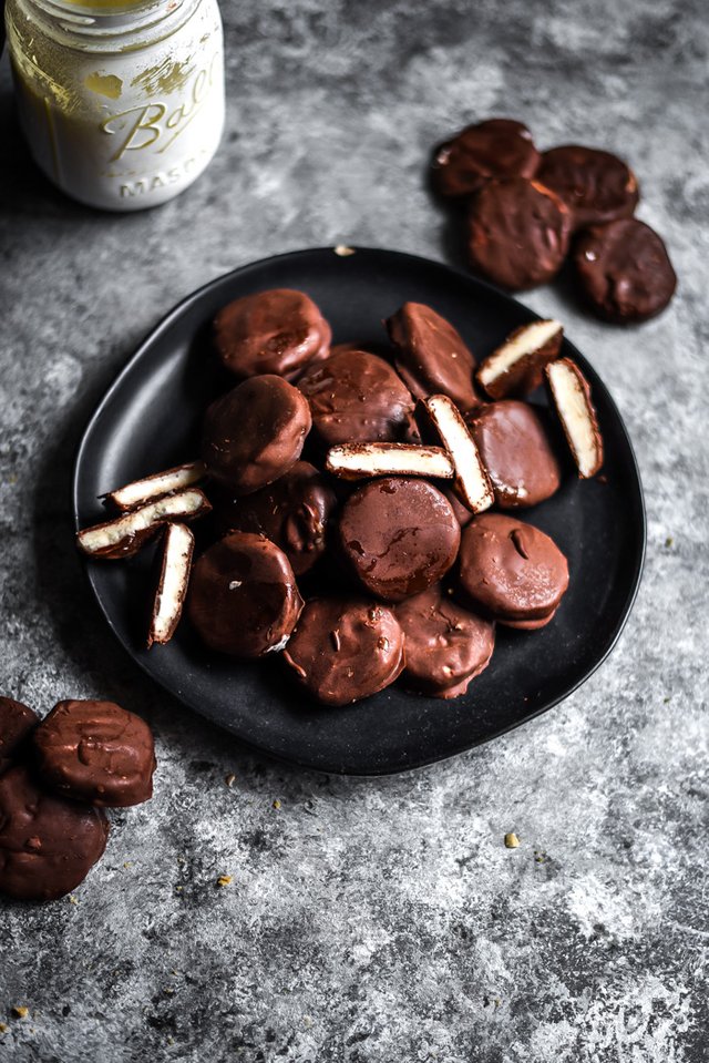 Homemade Chocolate Peppermint Patties (Vegan+GF)-2.jpg