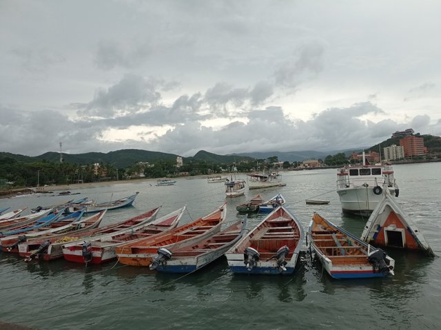 Muelle de carúpano.jpg