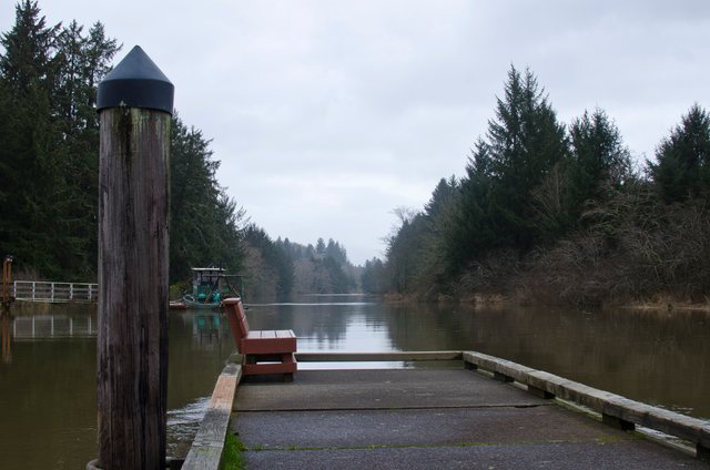 The calm cold river dock seat.JPG