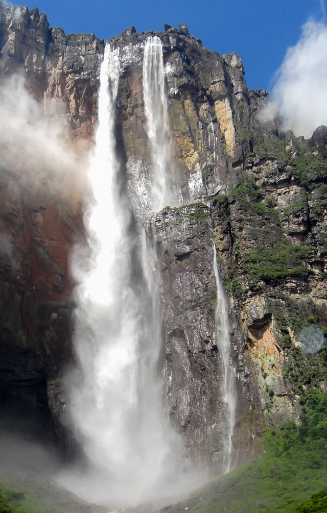 Salto_del_Angel-Canaima-Venezuela07.jpg