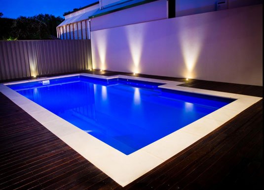 Rainwise-Pools-Melbourne-Pool-Light-Tips.jpg