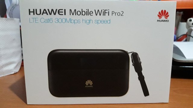 Unboxing the Huawei Mobile WiFi Pro2!