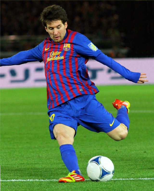Lionel_Messi,_Player_of_FC_Barcelona_team.jpeg