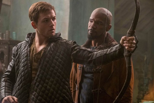 robin-hood-taron-egerton-jamie-foxx.jpg