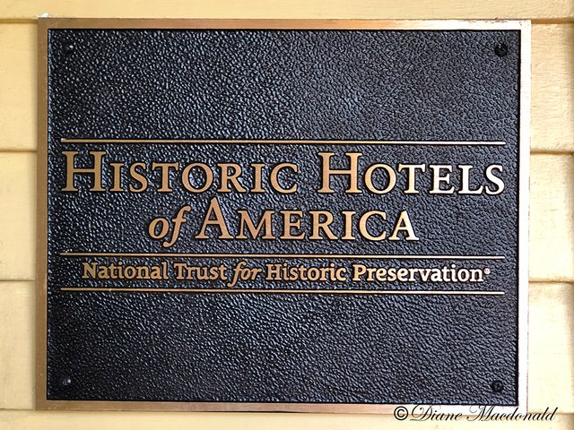 Historic Hotel Plaque.jpg