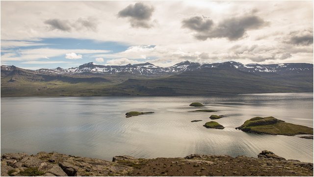 36739741245-mountains-iceland (FILEminimizer).jpg