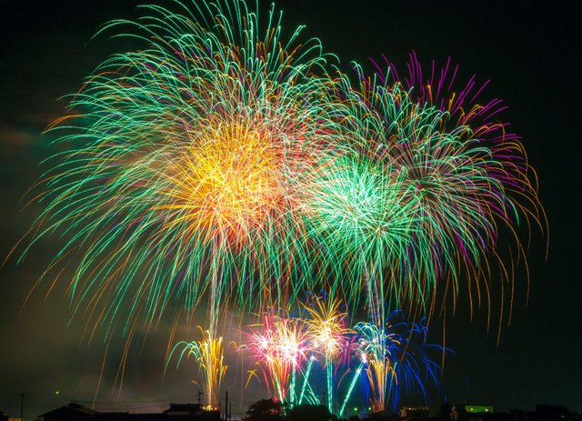 fireworks-light-japan-festival-66277.jpeg