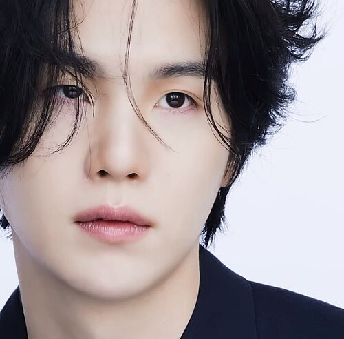 Suga_for_Marie_Claire_Korea,_May_2023_issue_12.jpg