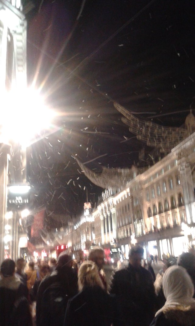 snowing London.jpg
