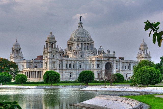 555418532Victoria-Memorial-Kolkata.jpg