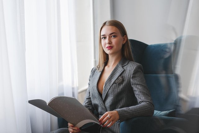 woman-5868156_1280.jpg