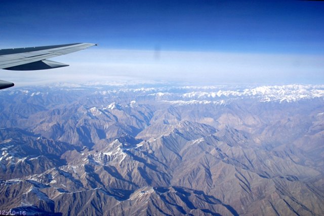 b-EU121016-181154.jpg