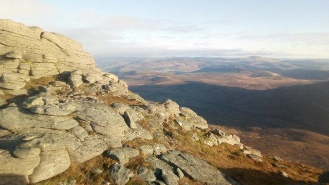 6-Rocks-and-gorgeous-view-on-summit-of-Meikle-Pap.jpg