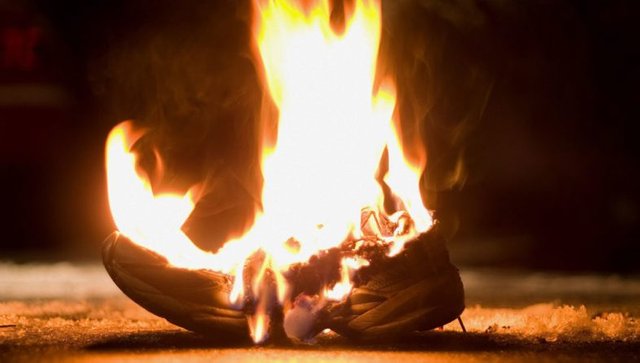 burning-running-shoe-1024x580.jpg