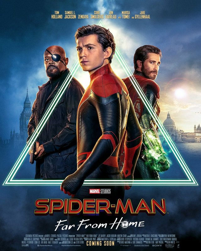 spider-man-far-from-home-poster-fury-mysterio-2.jpg