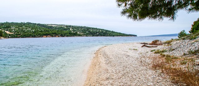 001 - Brač - Beach Vedrana (3).jpg