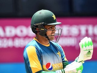 kamran-akmal-afp_806x605_71501135205.jpg