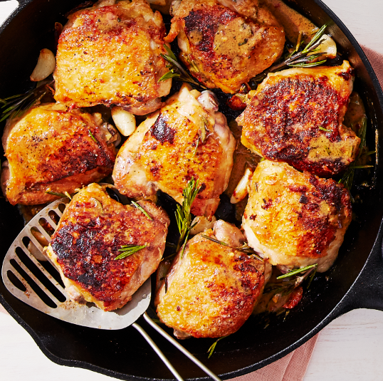 best-crispy-chicken-thighs-garlic-rosemary-1567793052.png