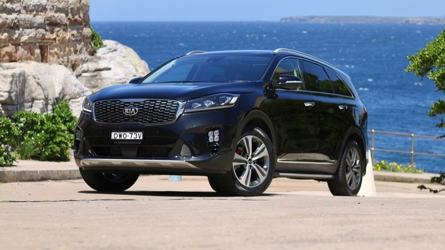 2019-Kia-Sorento-GT-Line.jpg